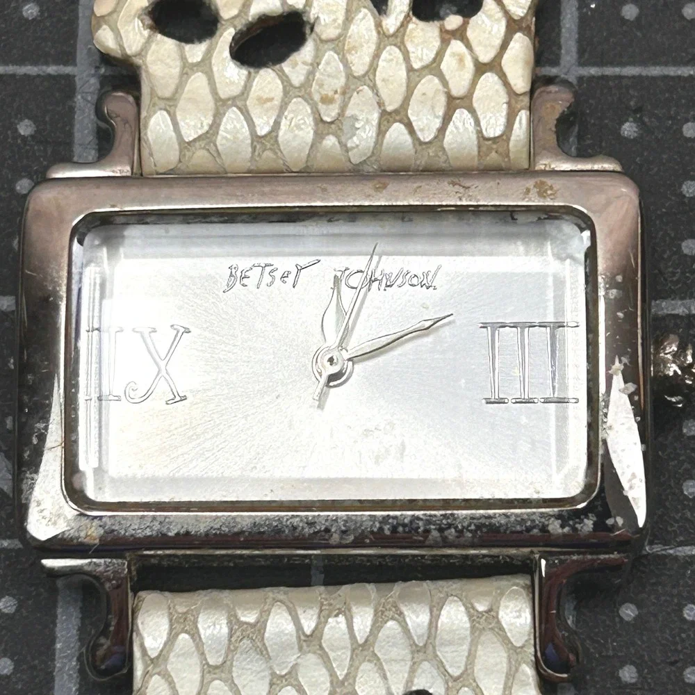 Betsey Johnson BJ2003 Silver Tone Snakeskin Cutout Strap‎ Watch Roman Numerals